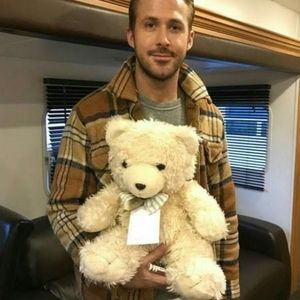 Meet your Posher, Adan